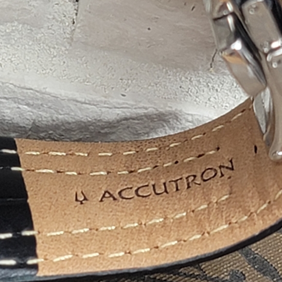 Accutron Bulova Winter Park Moonphase Watch 26R29 A7 - Picture 8 of 12